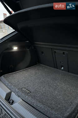Внедорожник / Кроссовер Volkswagen ID.4 2022 в 