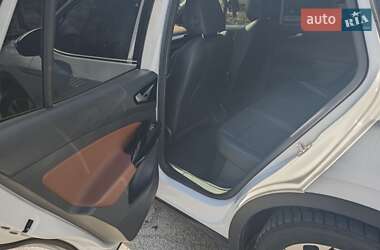 Позашляховик / Кросовер Volkswagen ID.4 2021 в 