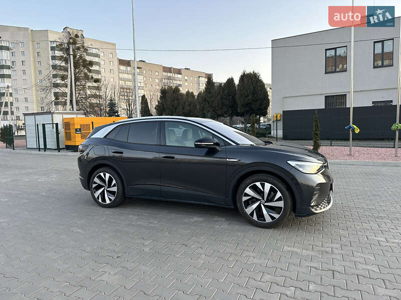 Внедорожник / Кроссовер Volkswagen ID.4 2021 в Луцке