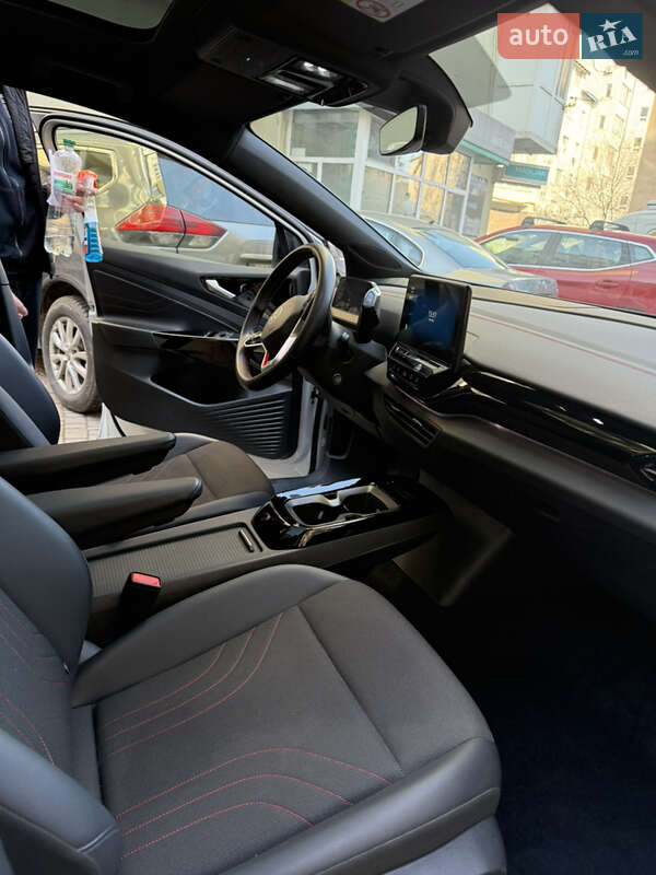 Позашляховик / Кросовер Volkswagen ID.4 2023 в Івано-Франківську