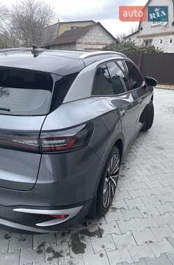 Внедорожник / Кроссовер Volkswagen ID.4 2021 в 