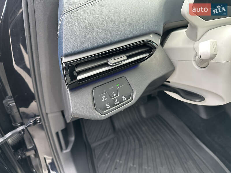 Внедорожник / Кроссовер Volkswagen ID.4 2022 в Киеве