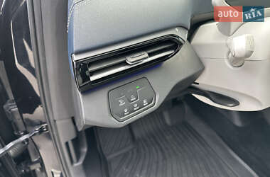 Позашляховик / Кросовер Volkswagen ID.4 2022 в 
