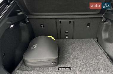 Внедорожник / Кроссовер Volkswagen ID.4 2023 в 