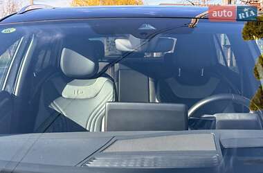 Внедорожник / Кроссовер Volkswagen ID.4 2022 в 