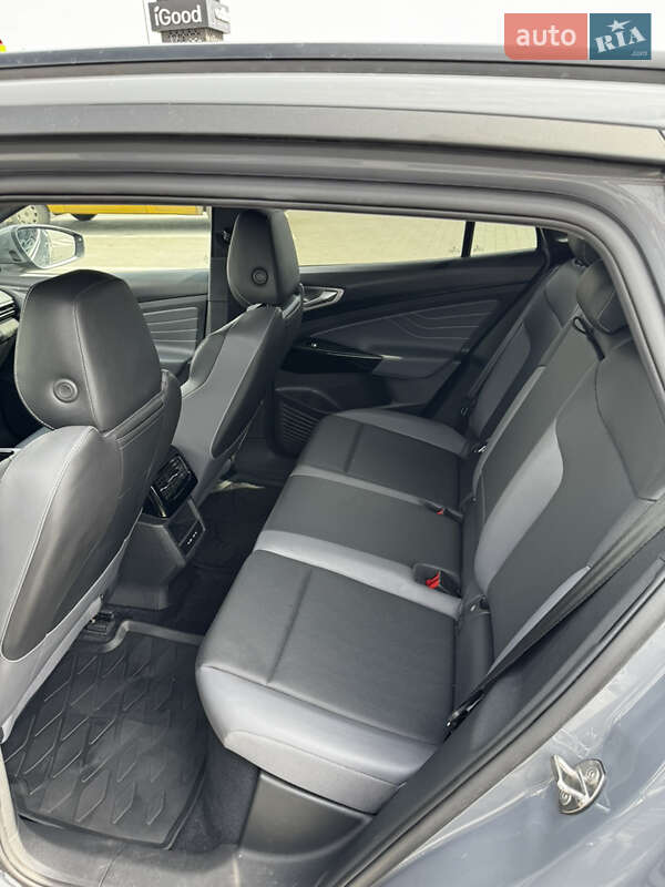 Внедорожник / Кроссовер Volkswagen ID.4 2023 в Луцке