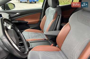 Позашляховик / Кросовер Volkswagen ID.4 2021 в 