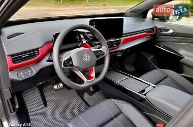 Внедорожник / Кроссовер Volkswagen ID.4 2022 в 