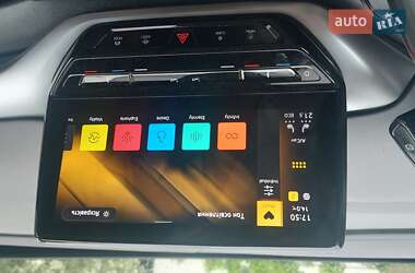 Позашляховик / Кросовер Volkswagen ID.4 2020 в 