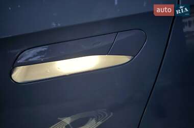 Внедорожник / Кроссовер Volkswagen ID.4 2021 в 
