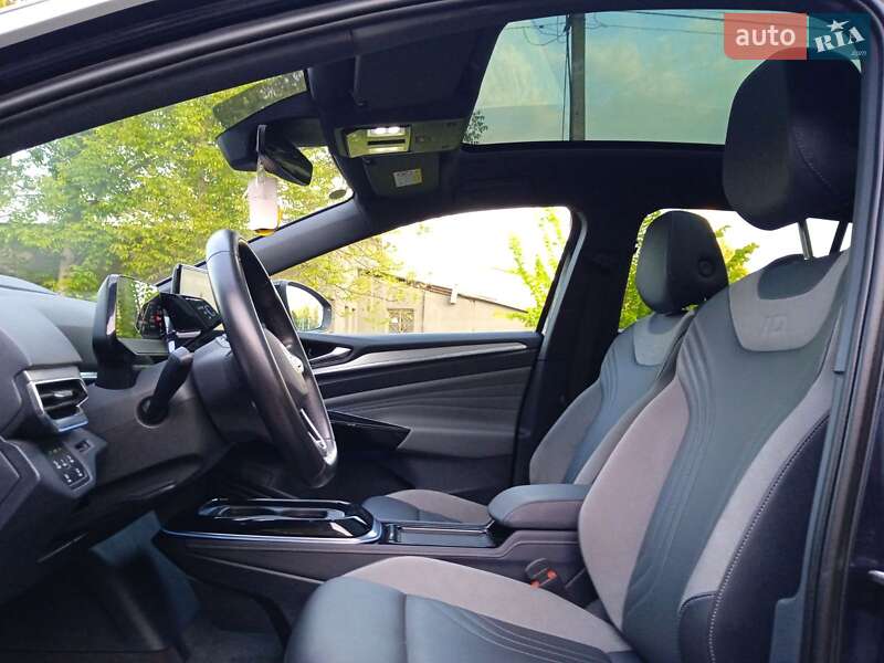 Позашляховик / Кросовер Volkswagen ID.4 2021 в Чернівцях
