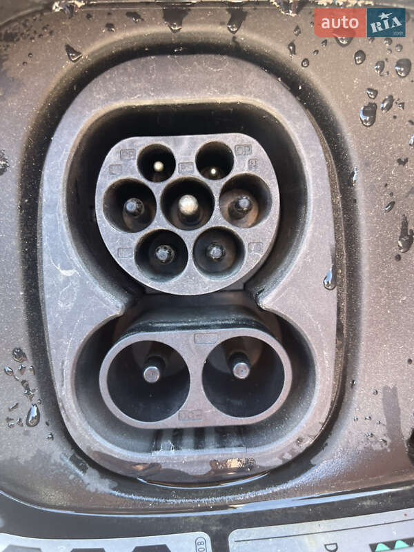 Внедорожник / Кроссовер Volkswagen ID.4 2023 в Новояворовске