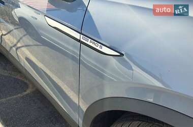 Внедорожник / Кроссовер Volkswagen ID.4 2022 в 