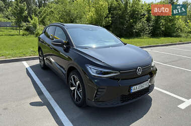Позашляховик / Кросовер Volkswagen ID.4 2023 в 