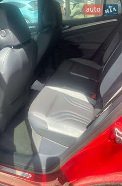 Внедорожник / Кроссовер Volkswagen ID.4 2022 в 