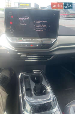 Внедорожник / Кроссовер Volkswagen ID.4 2022 в 