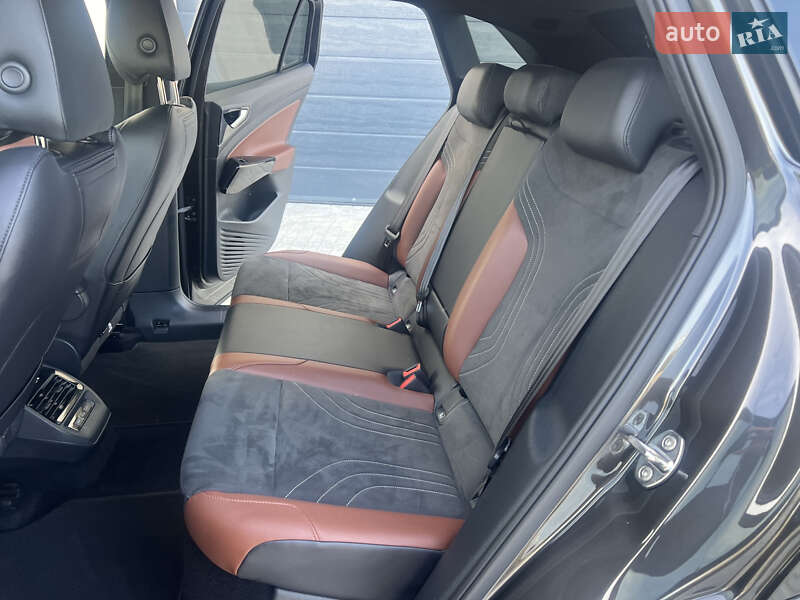 Позашляховик / Кросовер Volkswagen ID.4 2021 в Львові