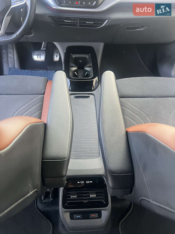 Позашляховик / Кросовер Volkswagen ID.4 2021 в Львові