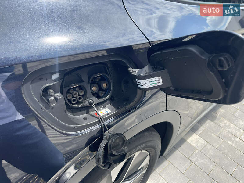 Позашляховик / Кросовер Volkswagen ID.4 2022 в Ужгороді