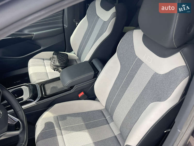 Позашляховик / Кросовер Volkswagen ID.4 2022 в Ужгороді