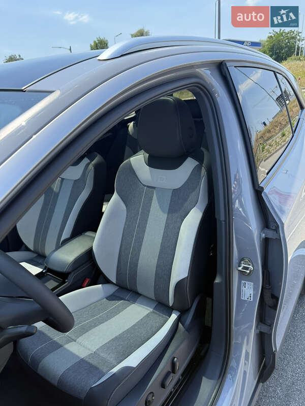 Позашляховик / Кросовер Volkswagen ID.4 2021 в Києві