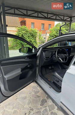 Позашляховик / Кросовер Volkswagen ID.4 2022 в 