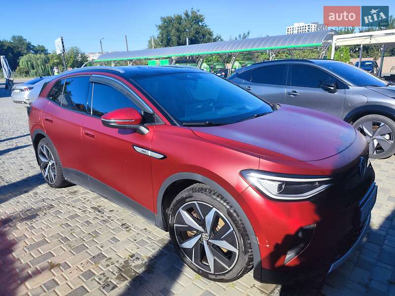 Внедорожник / Кроссовер Volkswagen ID.4 2021 в 