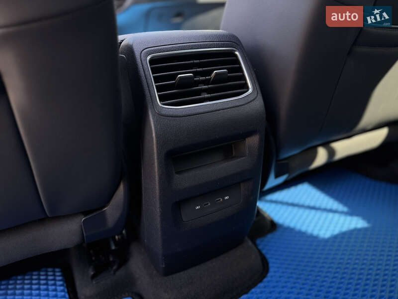 Внедорожник / Кроссовер Volkswagen ID.4 2021 в Львове фото 31 Внедорожник / Кроссовер Volkswagen ID.4 2021 в Львове