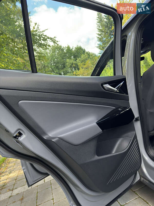 Внедорожник / Кроссовер Volkswagen ID.4 2022 в Трускавце