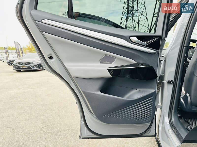 Внедорожник / Кроссовер Volkswagen ID.4 2022 в Харькове