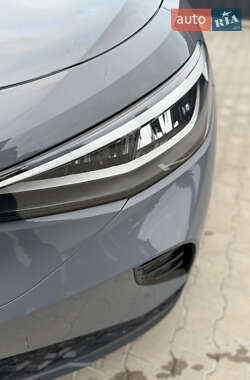 Внедорожник / Кроссовер Volkswagen ID.4 2023 в 