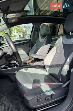 Внедорожник / Кроссовер Volkswagen ID.4 2021 в 