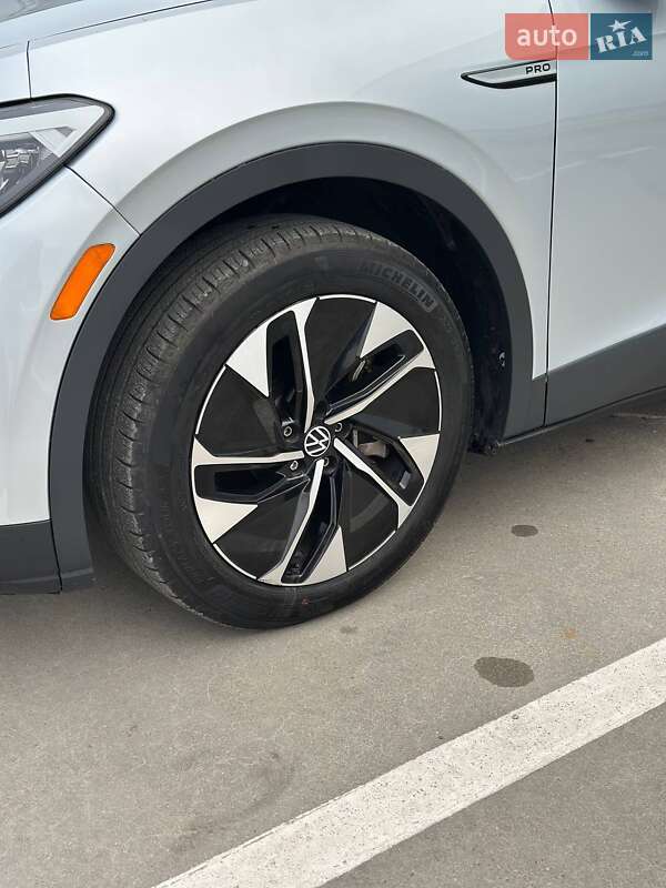 Внедорожник / Кроссовер Volkswagen ID.4 2021 в Киеве
