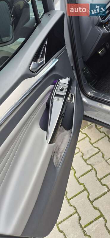 Внедорожник / Кроссовер Volkswagen ID.4 2023 в Умани