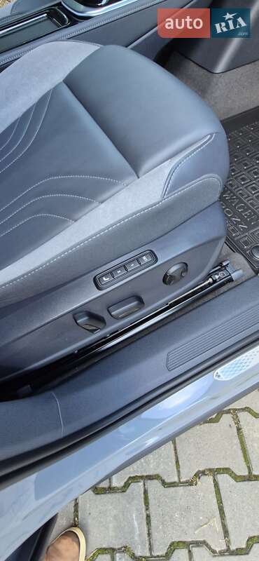 Внедорожник / Кроссовер Volkswagen ID.4 2023 в Умани