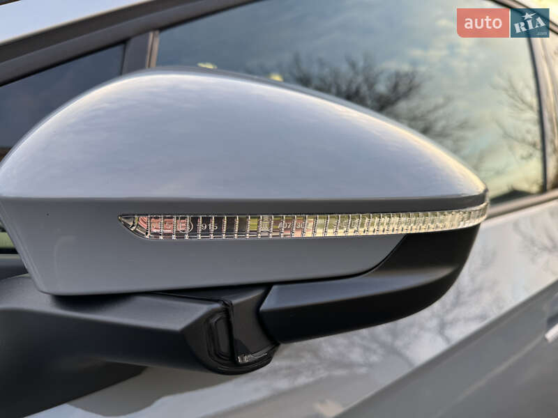 Внедорожник / Кроссовер Volkswagen ID.4 2021 в Харькове фото 72 Внедорожник / Кроссовер Volkswagen ID.4 2021 в Харькове