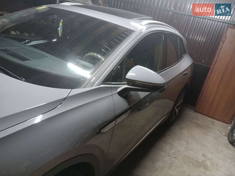 Внедорожник / Кроссовер Volkswagen ID.4 2022 в Мукачево