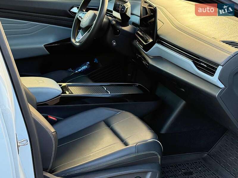 Позашляховик / Кросовер Volkswagen ID.4 2022 в Одесі фото 21 Позашляховик / Кросовер Volkswagen ID.4 2022 в Одесі