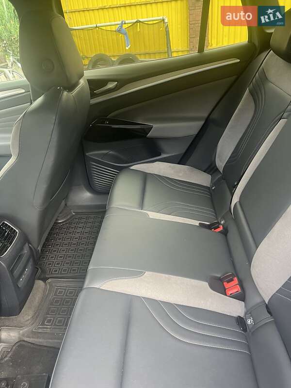 Внедорожник / Кроссовер Volkswagen ID.4 2023 в Дрогобыче