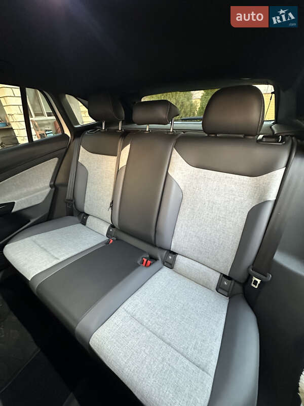Внедорожник / Кроссовер Volkswagen ID.4 2024 в Одессе
