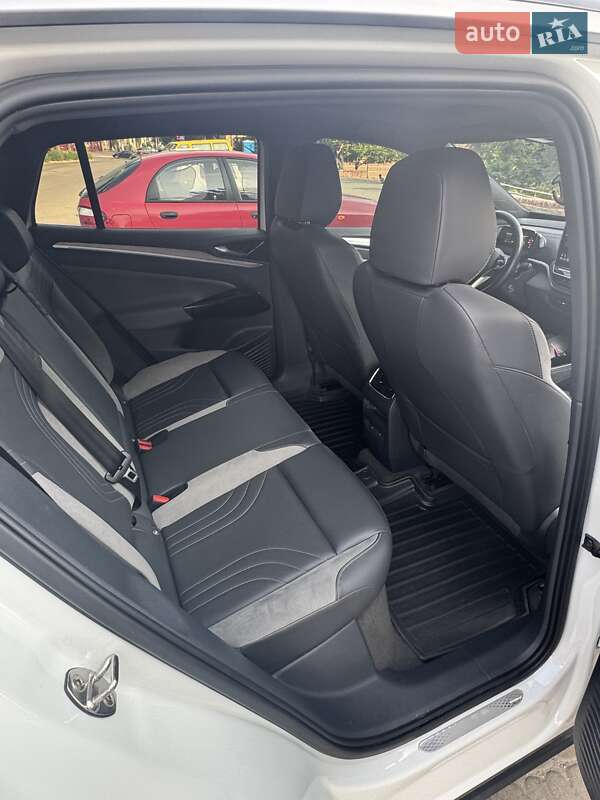 Внедорожник / Кроссовер Volkswagen ID.4 2022 в Запорожье