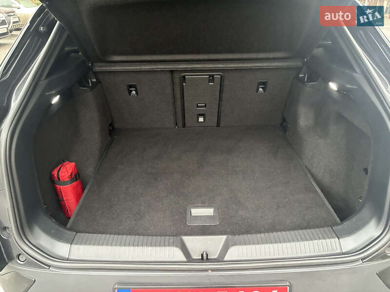 Внедорожник / Кроссовер Volkswagen ID.4 2022 в Киеве