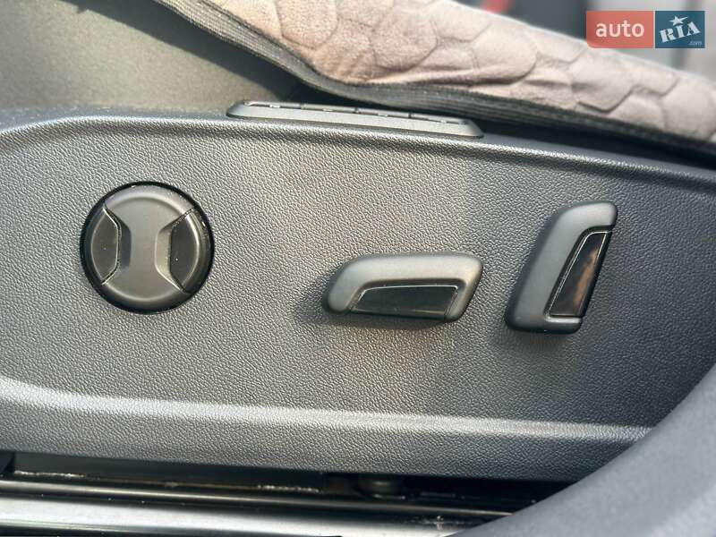 Внедорожник / Кроссовер Volkswagen ID.4 2023 в Одессе фото 32 Внедорожник / Кроссовер Volkswagen ID.4 2023 в Одессе