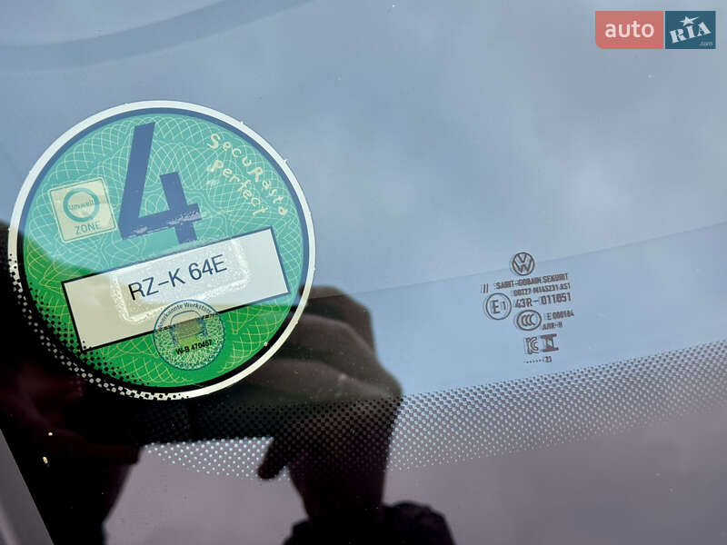 Внедорожник / Кроссовер Volkswagen ID.4 2023 в Хусте