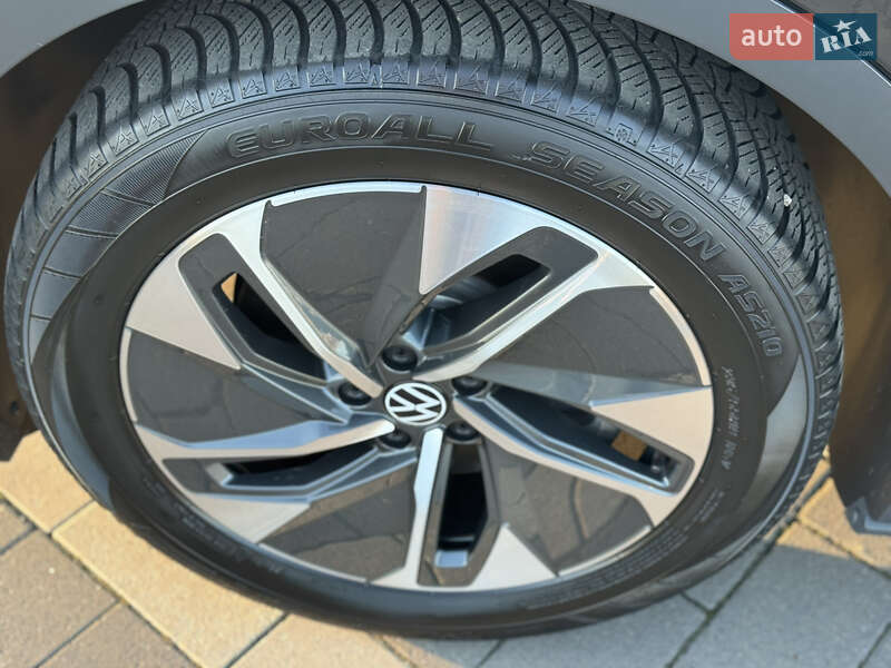 Внедорожник / Кроссовер Volkswagen ID.4 2021 в Мукачево