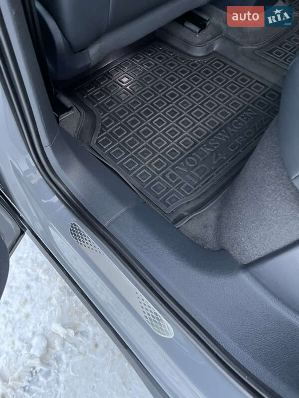 Позашляховик / Кросовер Volkswagen ID.4 2022 в Золочеві