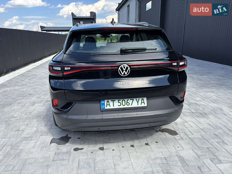 Позашляховик / Кросовер Volkswagen ID.4 2023 в Івано-Франківську