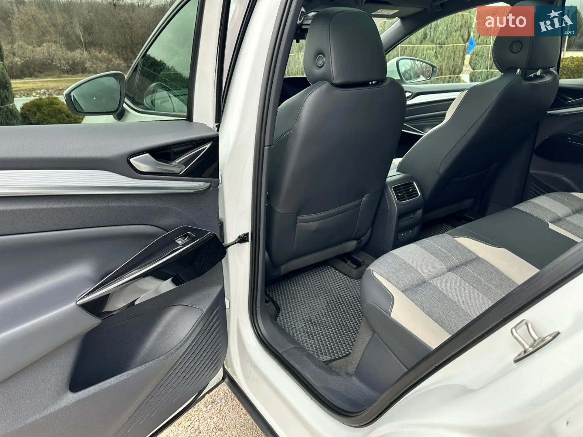 2021 Volkswagen ID.4 - мініатюра 26
