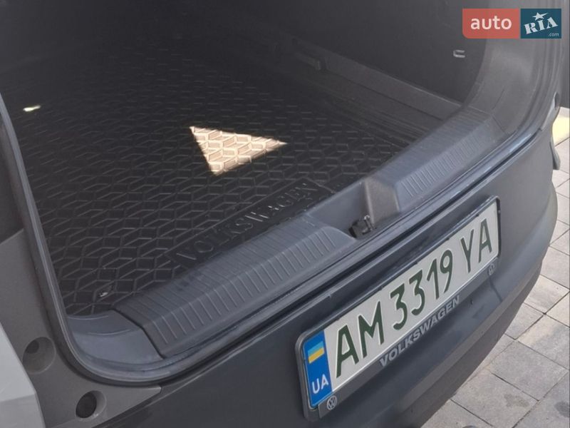 Внедорожник / Кроссовер Volkswagen ID.4 2023 в Житомире