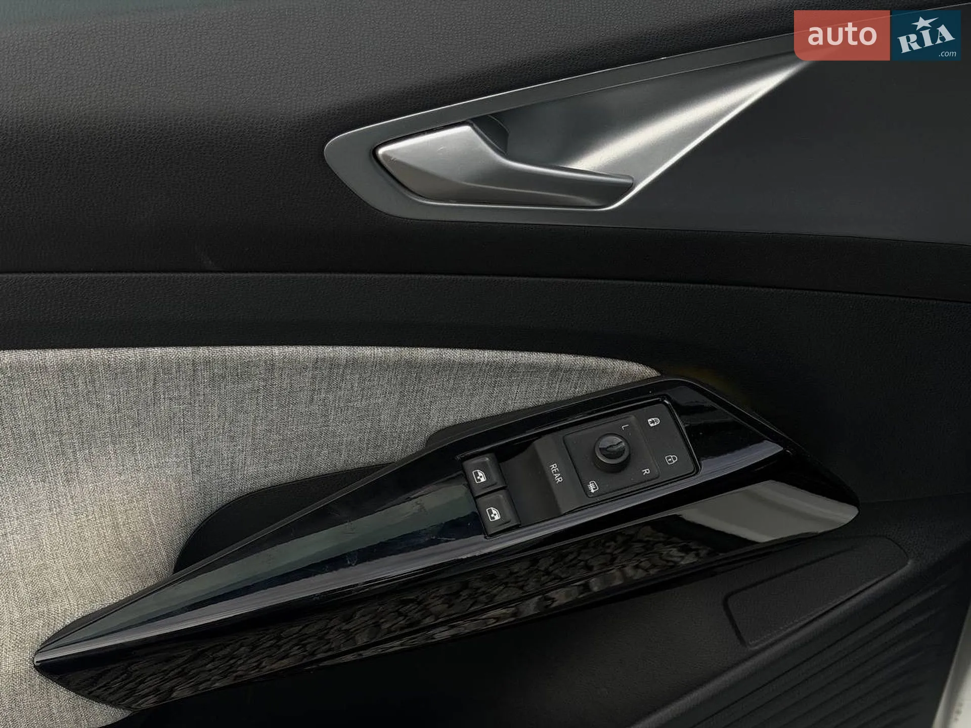 2023 Volkswagen ID.4 - мініатюра 13